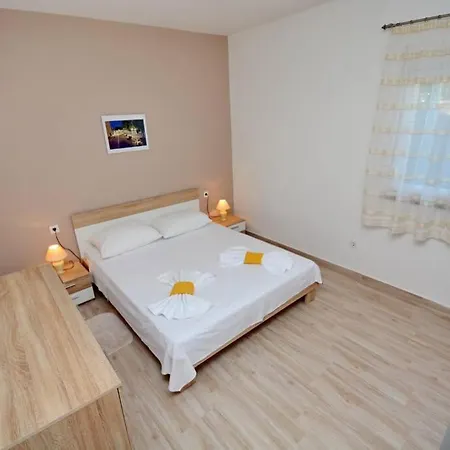 2Br Premium, Fireplace & Parking Zadar
